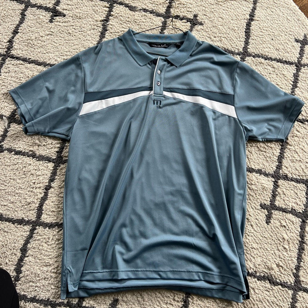 Travis Mathew Golf Polo, size XXL, light blue with white and darker blue accent